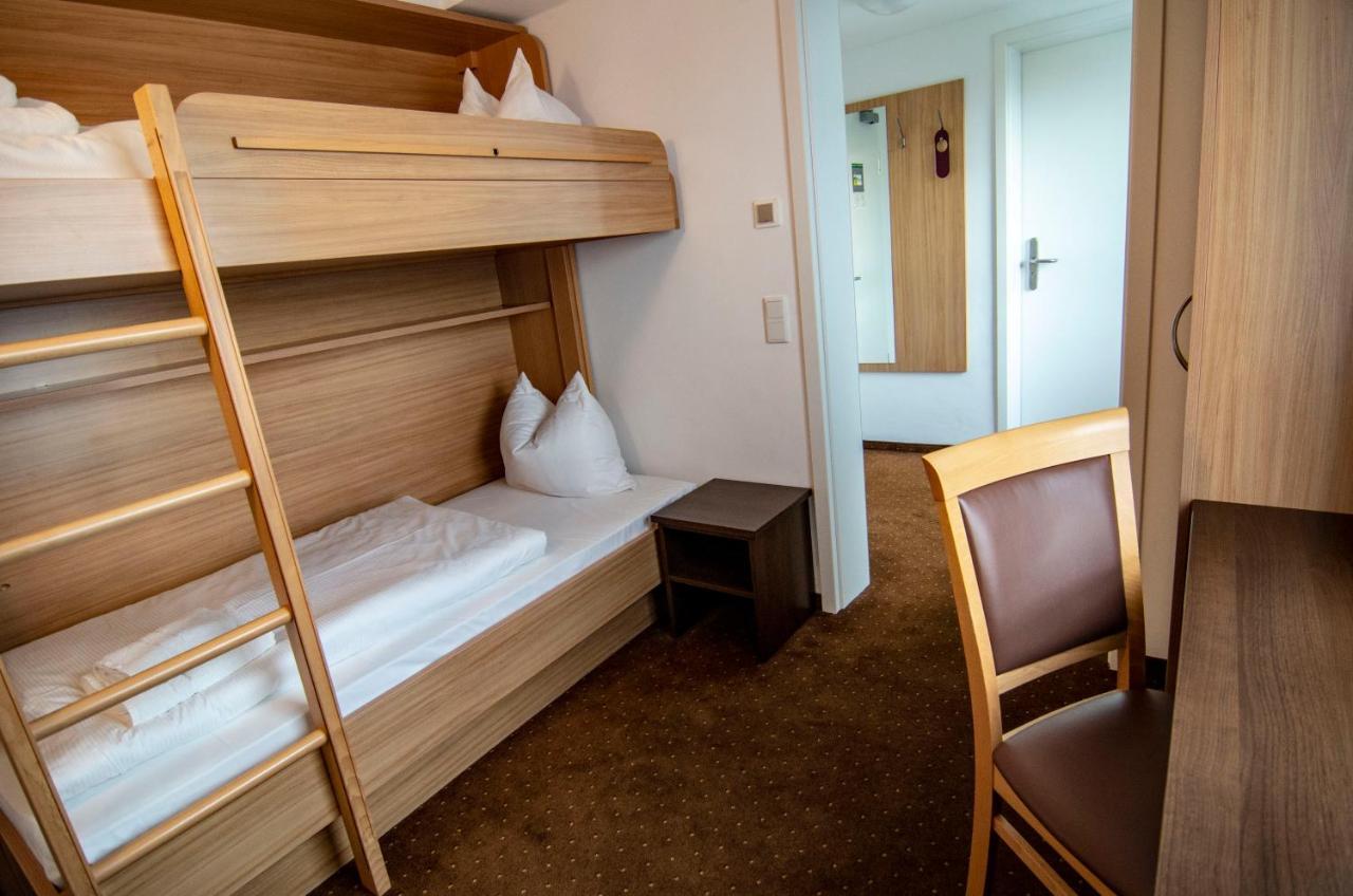 Ausbildungshotel St. Theresia Munich Exterior photo