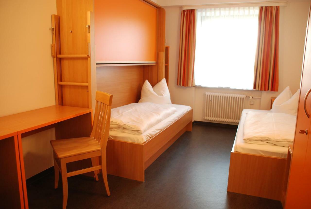 Ausbildungshotel St. Theresia Munich Exterior photo